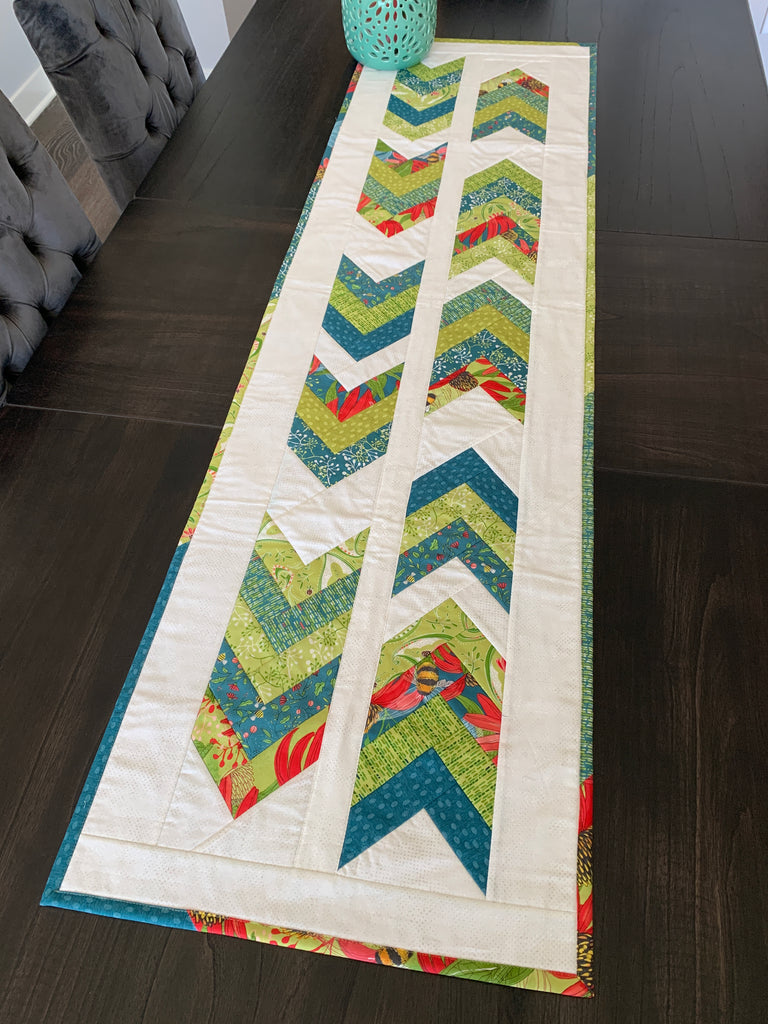 Tail Feather Table runner - Pattern and Video Class Pattern GE Designs   